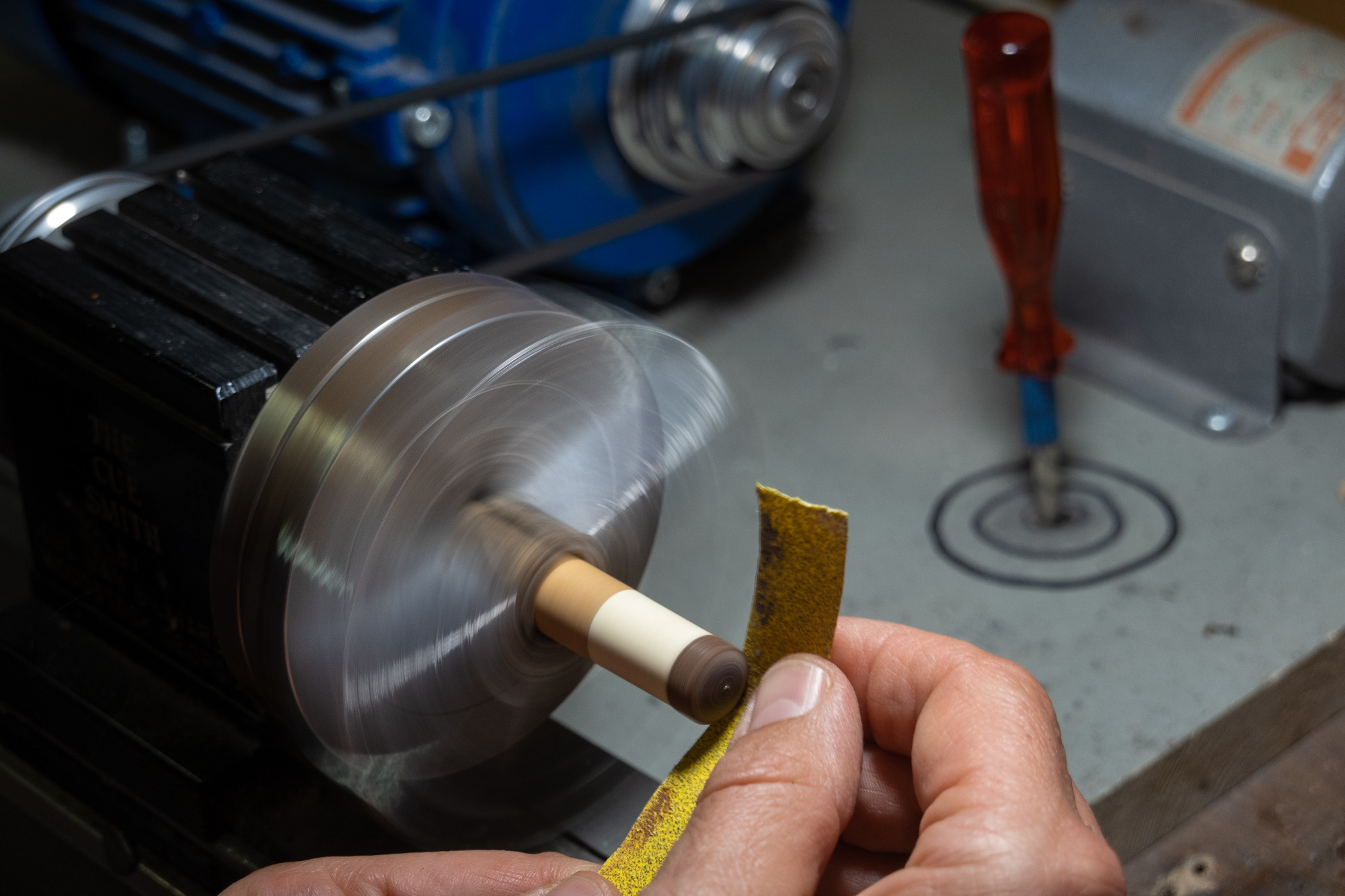 Queue Leder (Pomeranze) ersetzen.