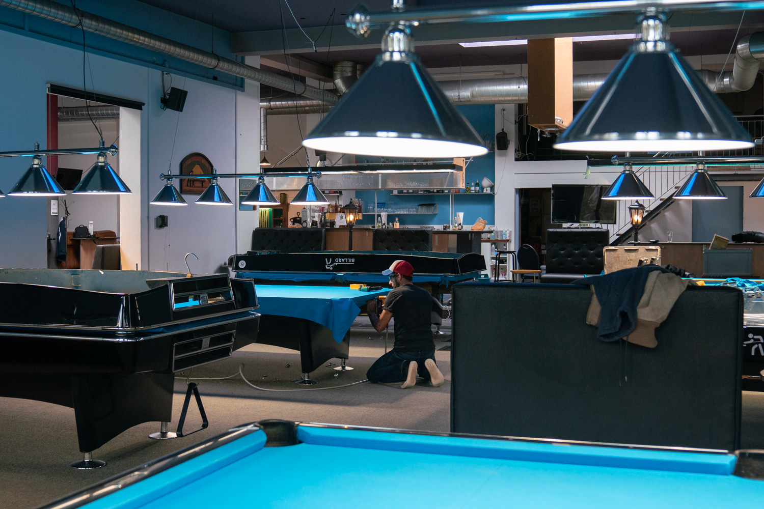 Arbeiten an Billardtischen