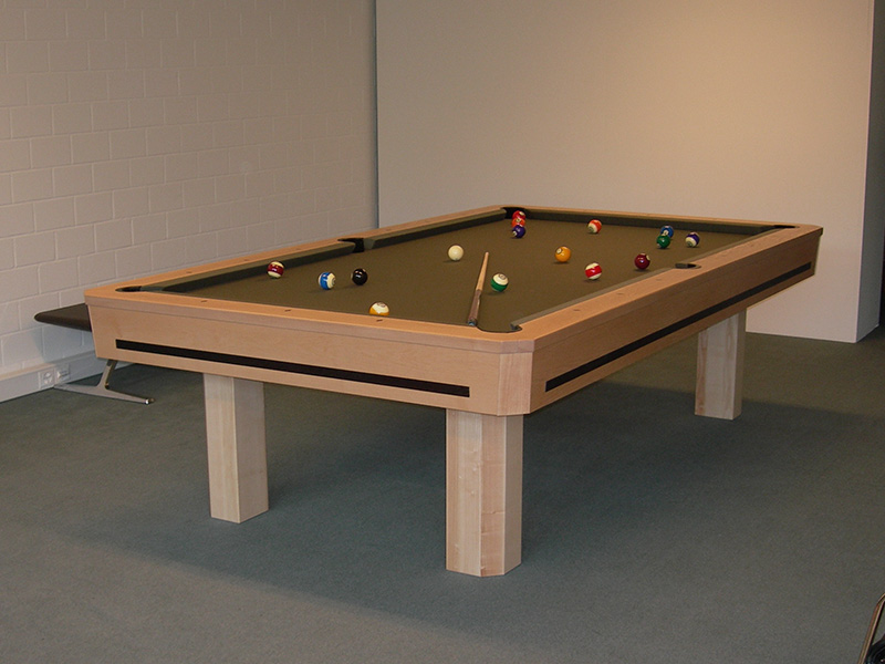 CORONA ECKE WEISS LACKIERT