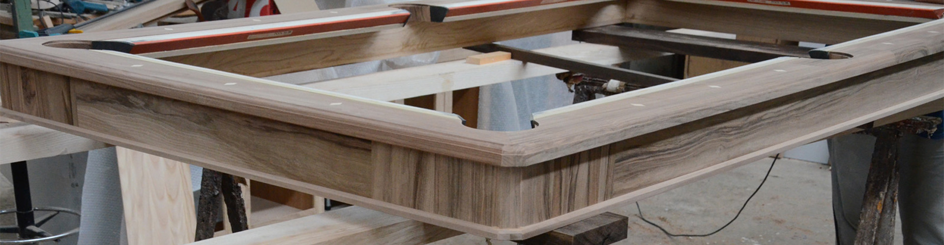 Wir bauen Billardtische!